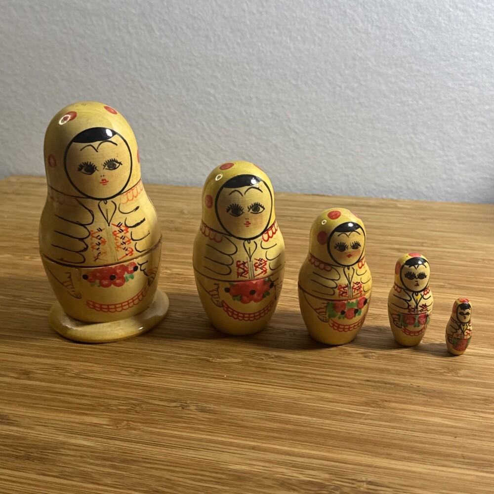 Wooden Russian Nesting Doll 5 Piece Set Floral Yellow, Natural & Red 7 Inch Used